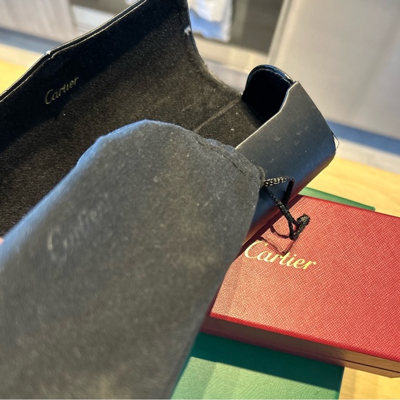 Cartier diamond cut red silhouette with buffalo horn arms. With dust bag and box - Picture 5 of 5